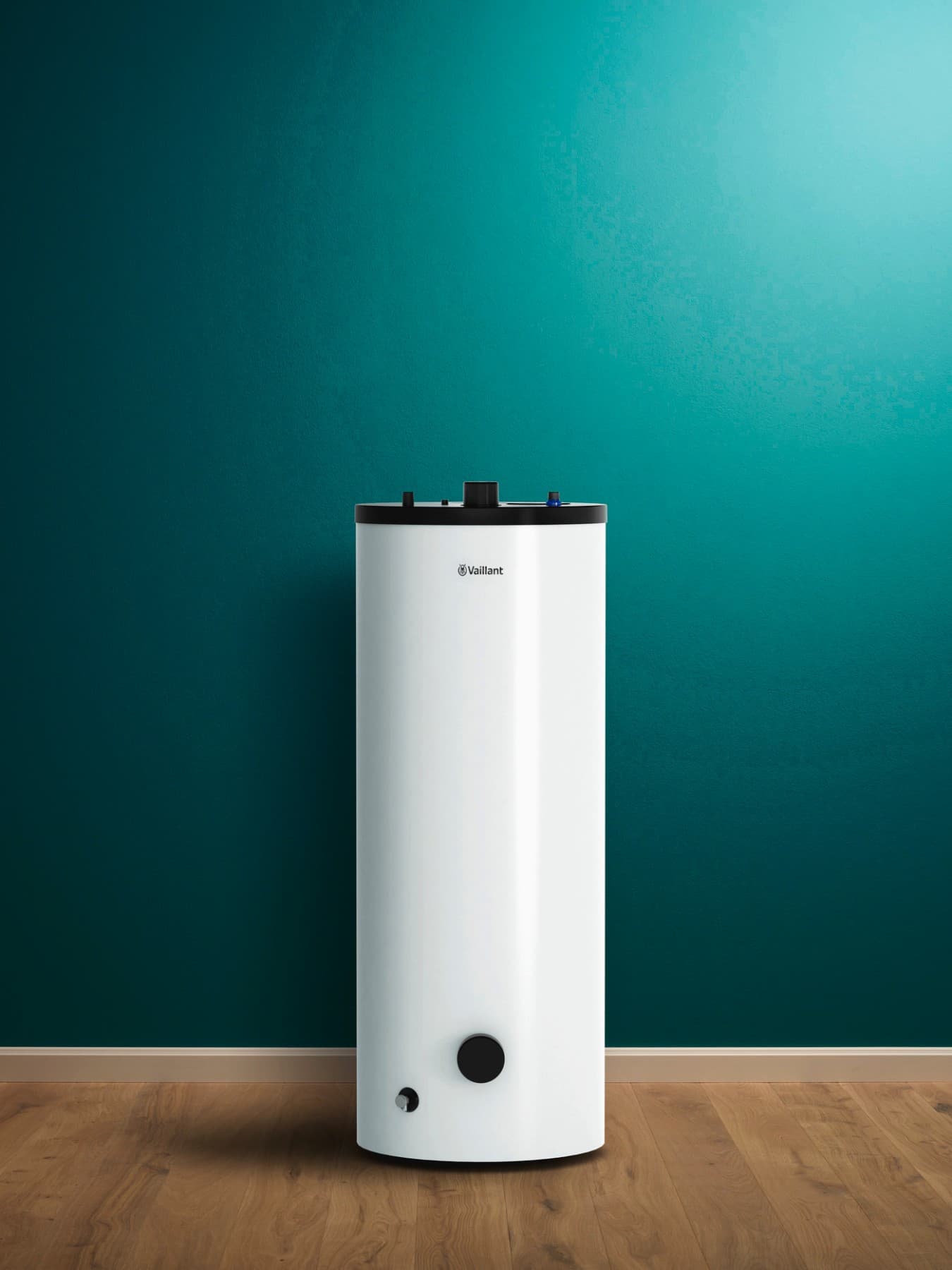 Serbatoio ACS Vaillant uniSTOR plus su sfondo turchese — bollitore abbinabile a pompa di calore